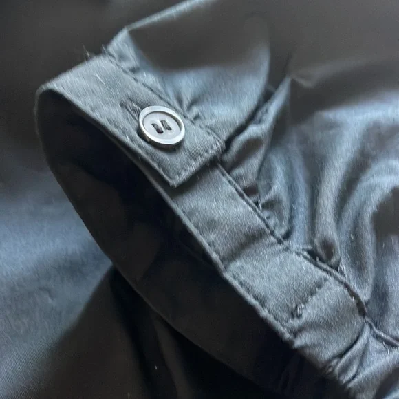 NY&C Black Ruffled SS Blouse - Picture 6 of 6